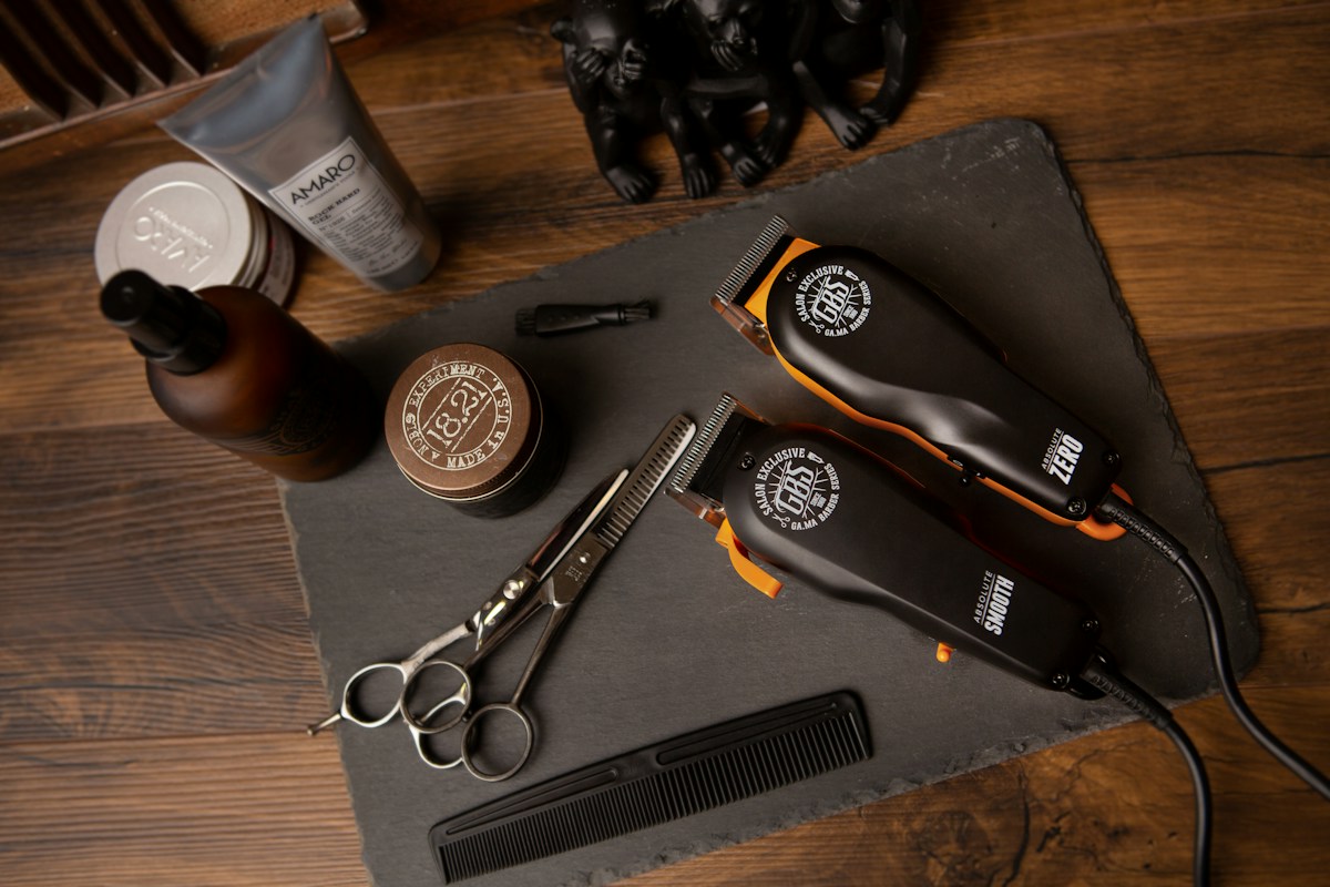 Master barber at work